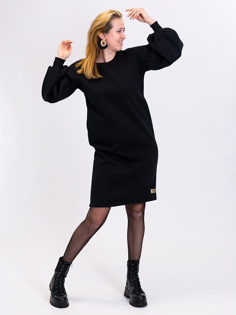 Midi šaty Why Baloonky čierne