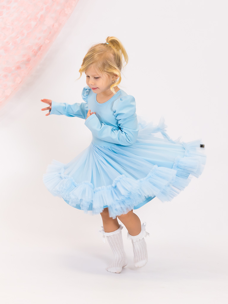 Tylové šaty Why Sissi s točivou sukňou svetlomodré